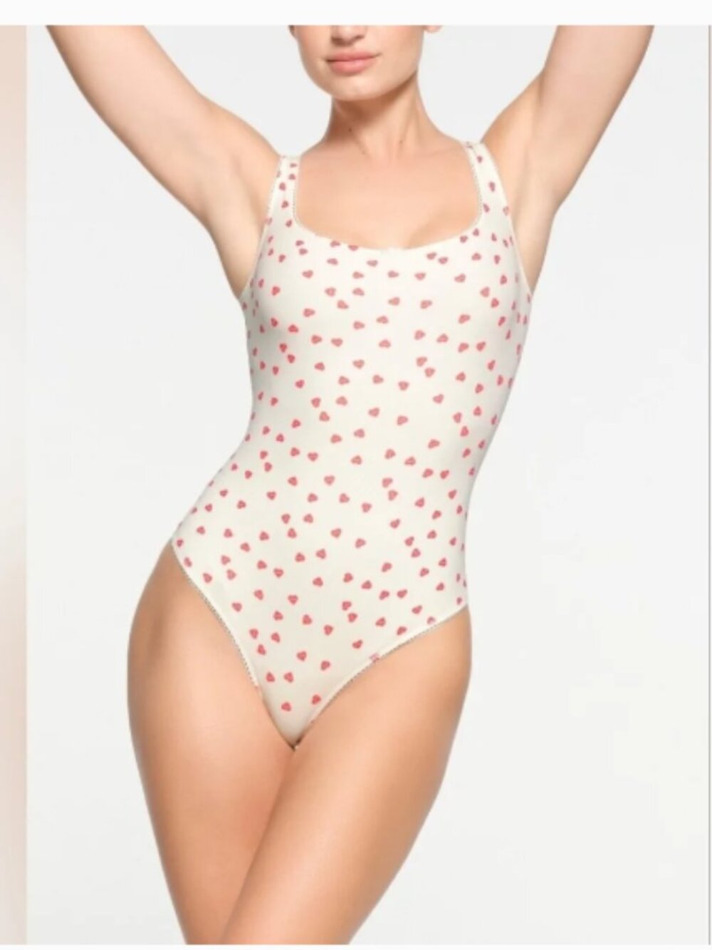 NWT SKIMS Fits Everybody Picot Square Neck Bodysuit – Ruby Heart Print – Size Me